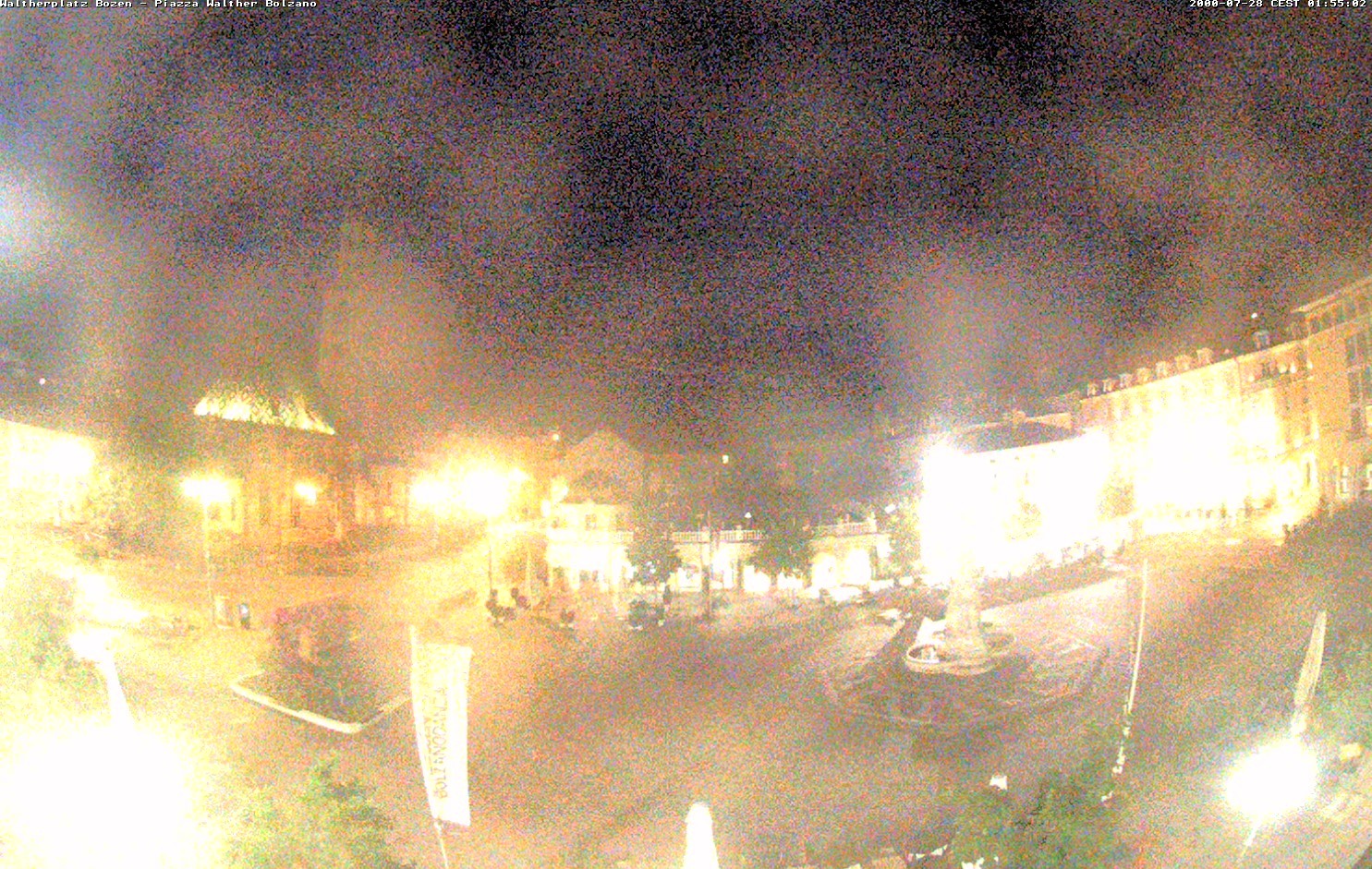 Archiv Foto Webcam Waltherplatz Bozen