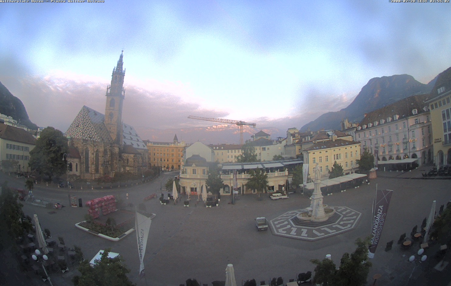Archiv Foto Webcam Waltherplatz Bozen