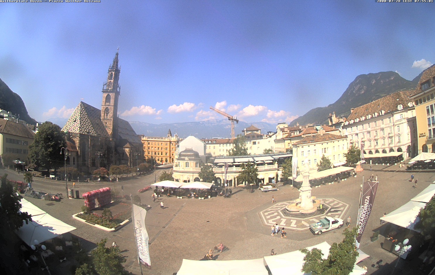 Archiv Foto Webcam Waltherplatz Bozen