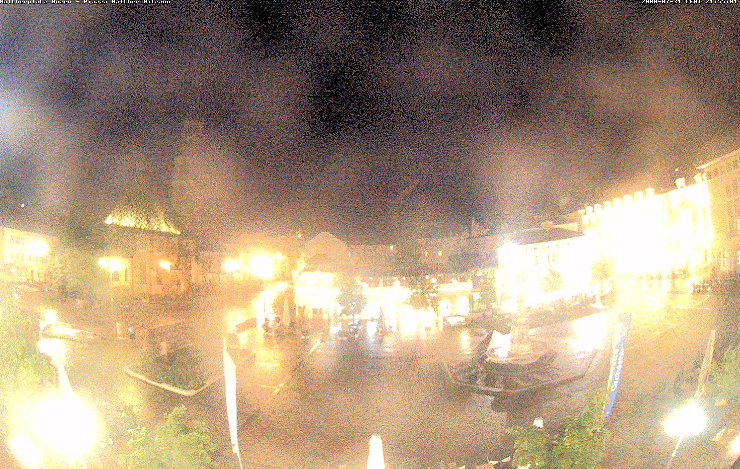 Archiv Foto Webcam Waltherplatz Bozen