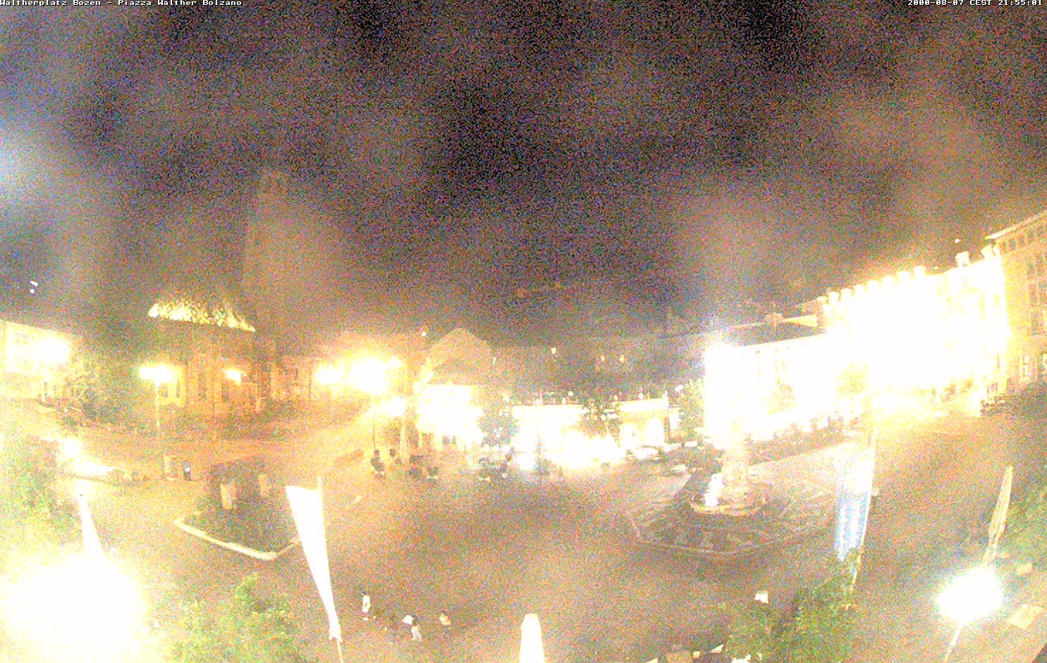 Archiv Foto Webcam Waltherplatz Bozen