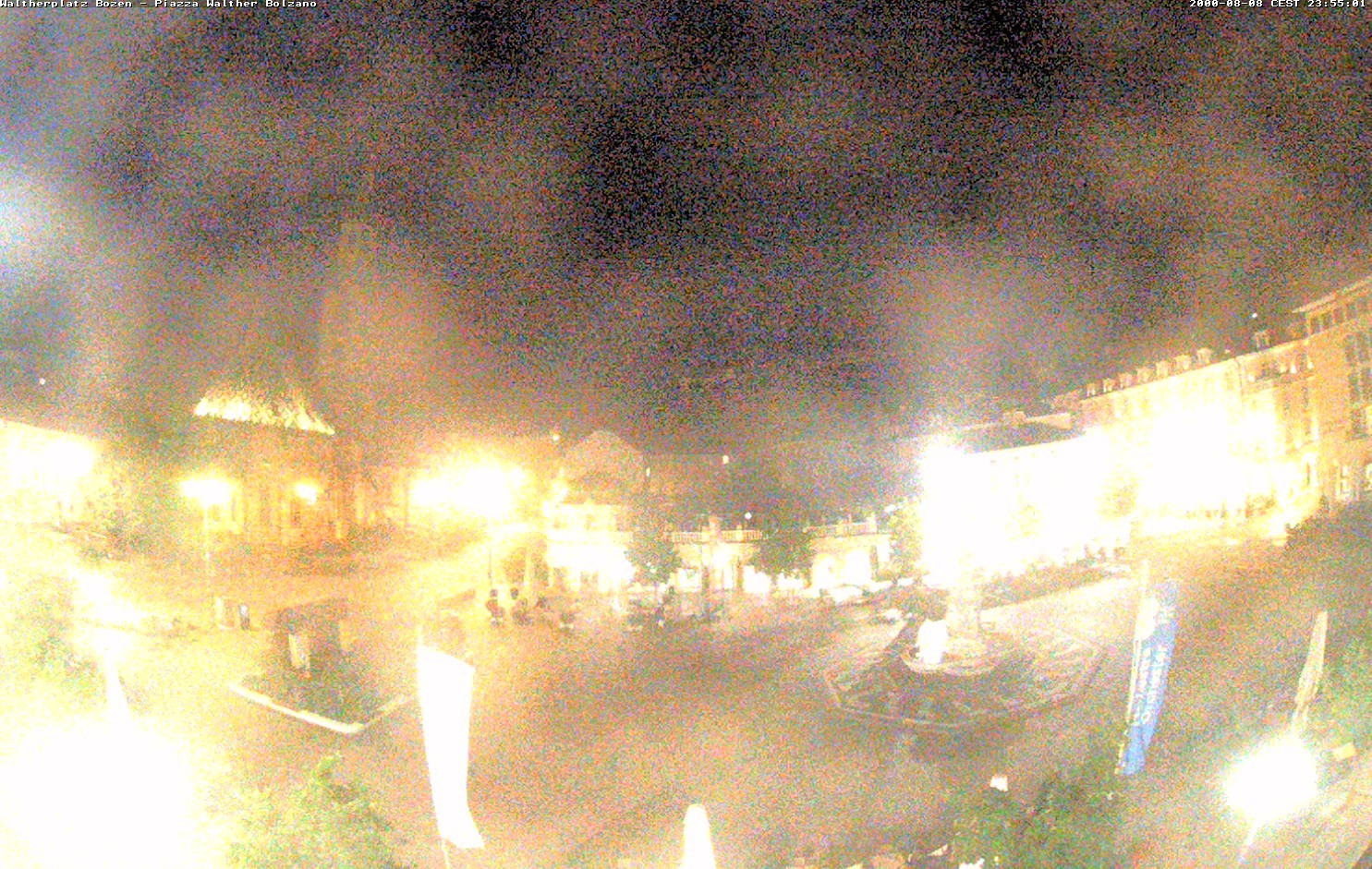 Archived image Bozen: Waltherplatz Webcam