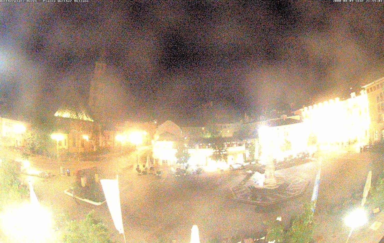 Archived image Bozen: Waltherplatz Webcam