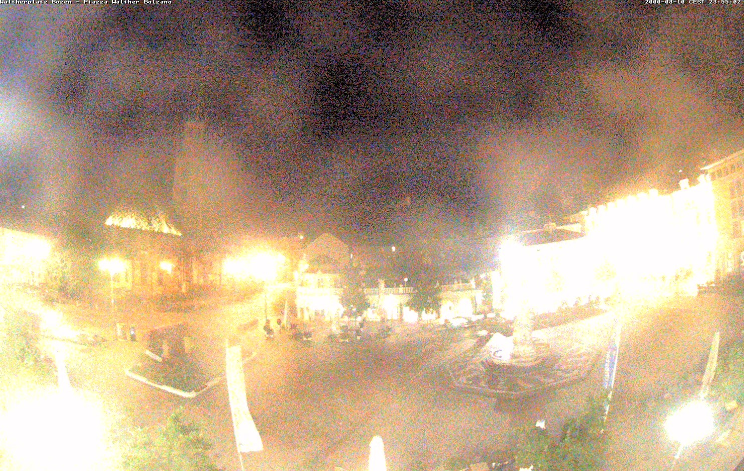 Archiv Foto Webcam Waltherplatz Bozen