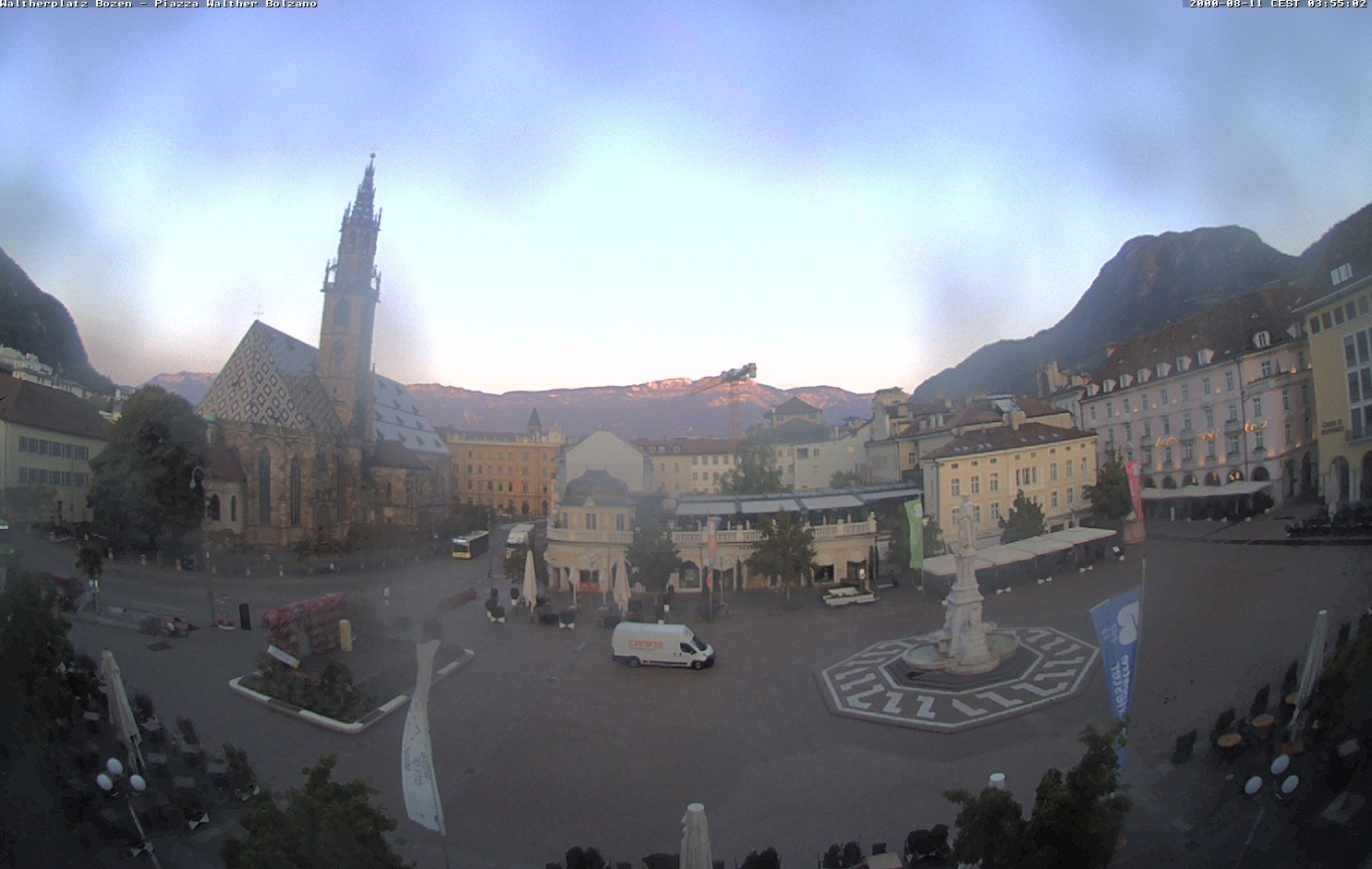 Archiv Foto Webcam Waltherplatz Bozen