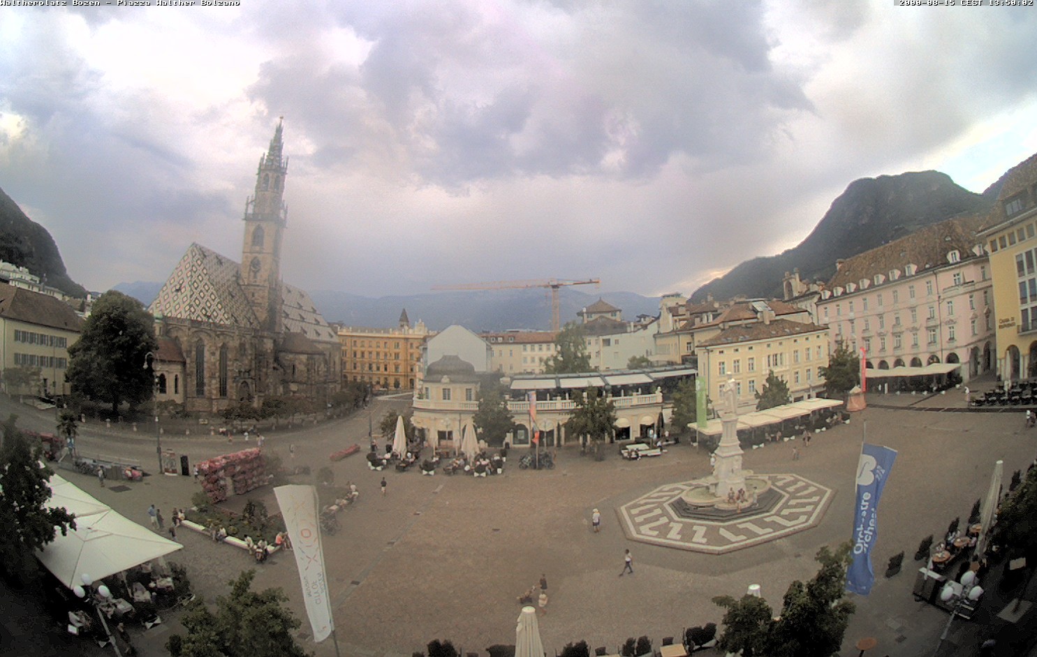 Archiv Foto Webcam Waltherplatz Bozen