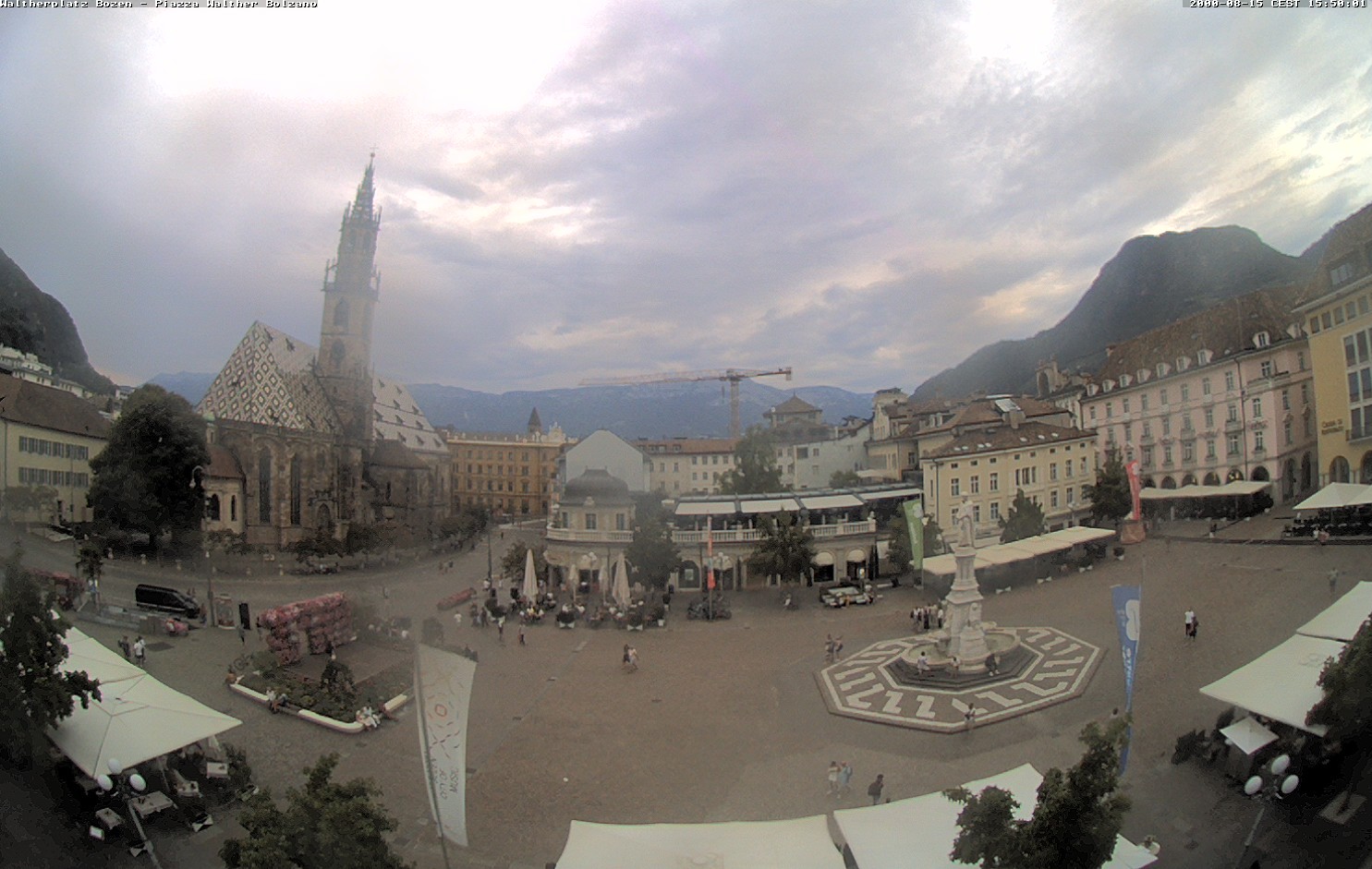 Archiv Foto Webcam Waltherplatz Bozen
