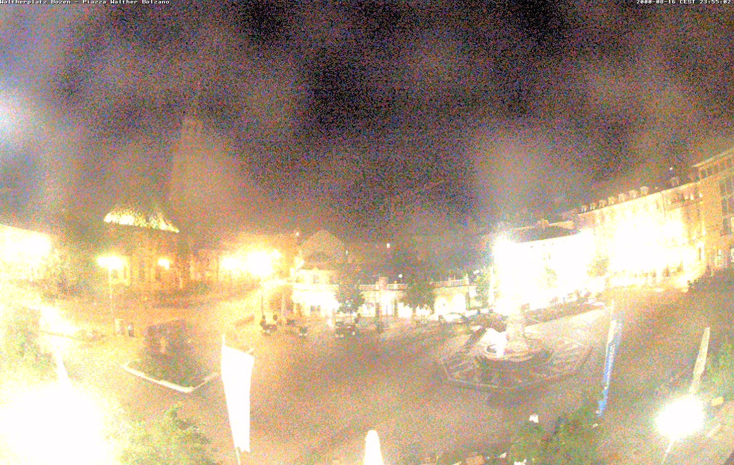 Archiv Foto Webcam Waltherplatz Bozen