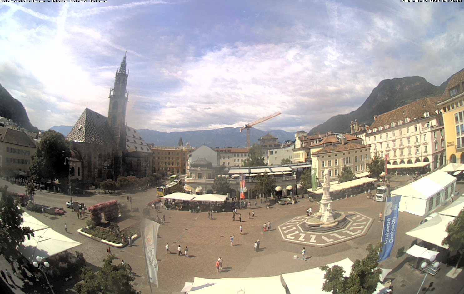 Archiv Foto Webcam Waltherplatz Bozen