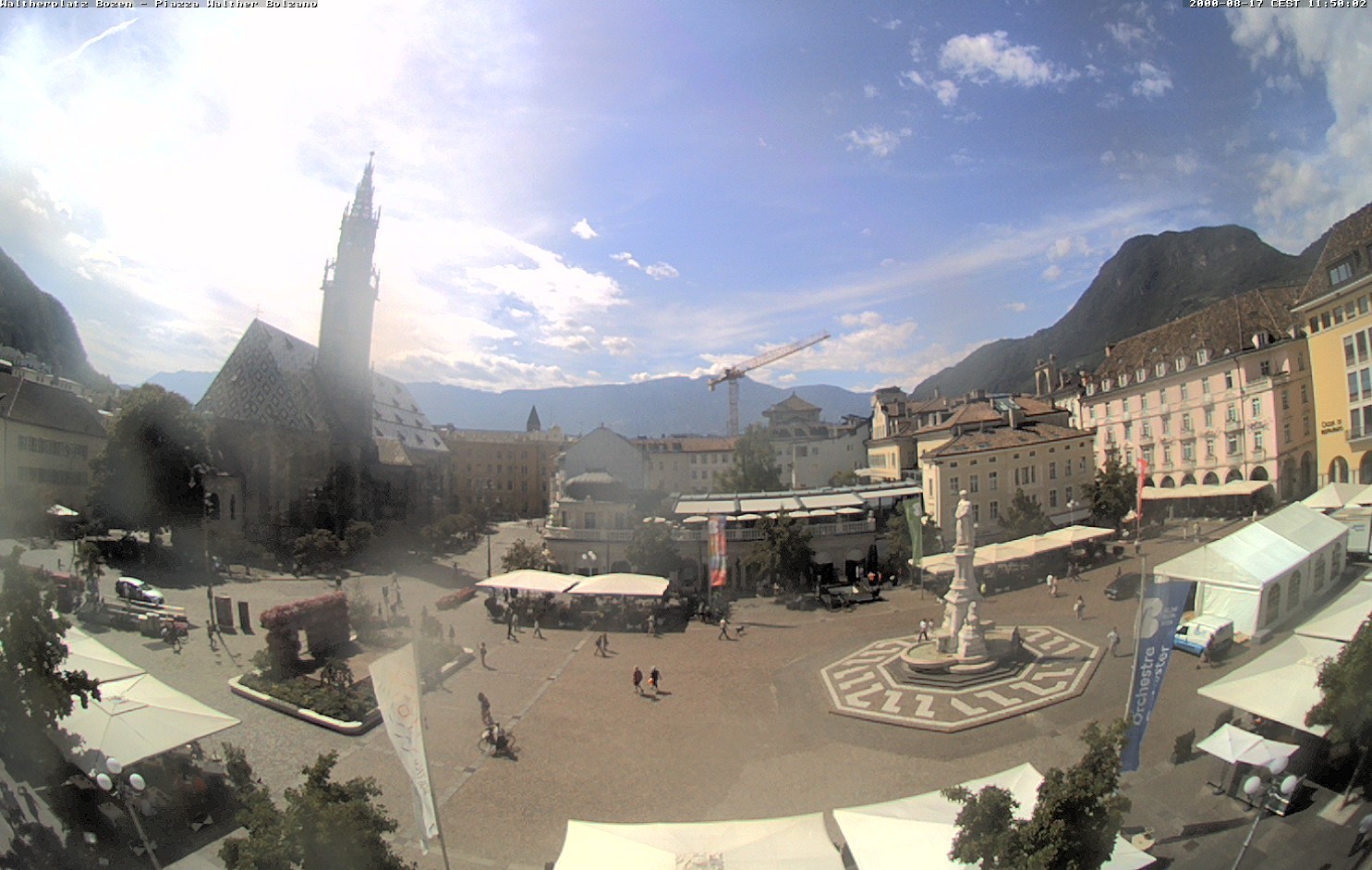 Archiv Foto Webcam Waltherplatz Bozen