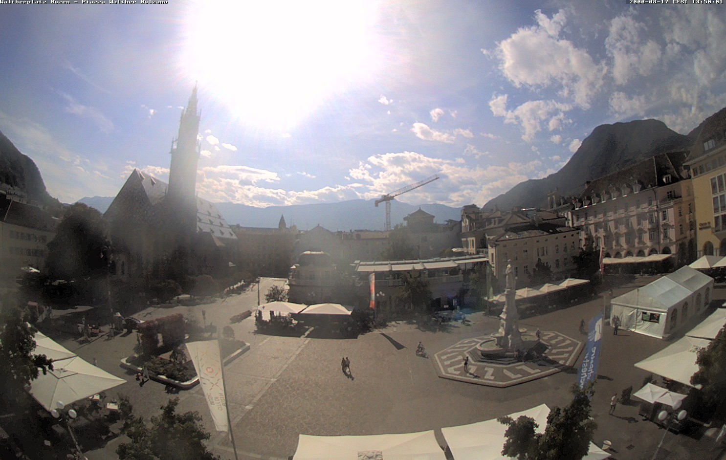 Archiv Foto Webcam Waltherplatz Bozen
