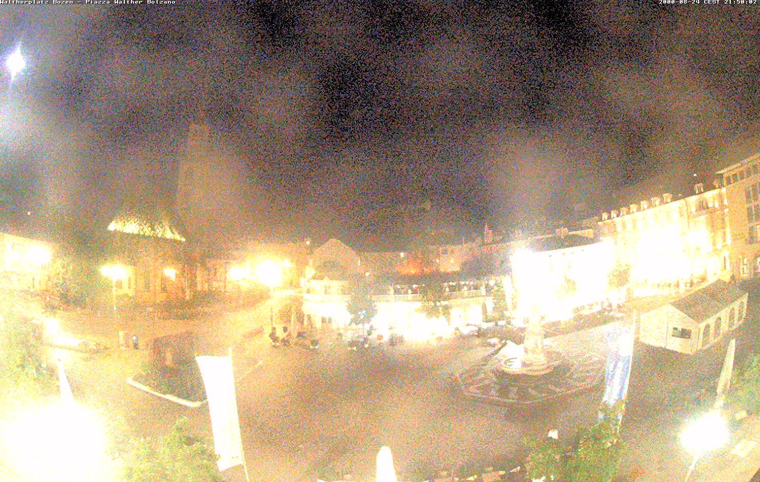 Archived image Bozen: Waltherplatz Webcam