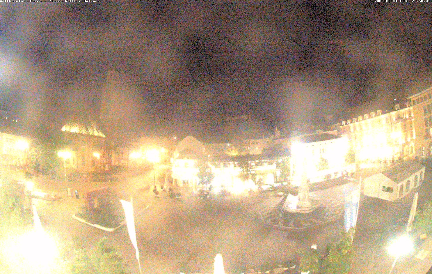 Archiv Foto Webcam Waltherplatz Bozen