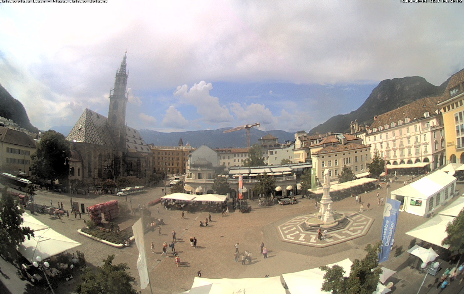 Archiv Foto Webcam Waltherplatz Bozen