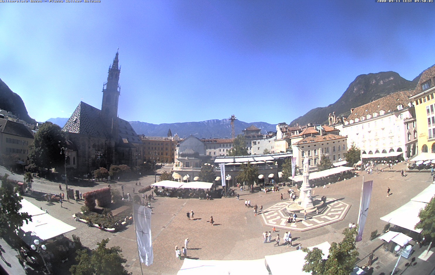 Archiv Foto Webcam Waltherplatz Bozen