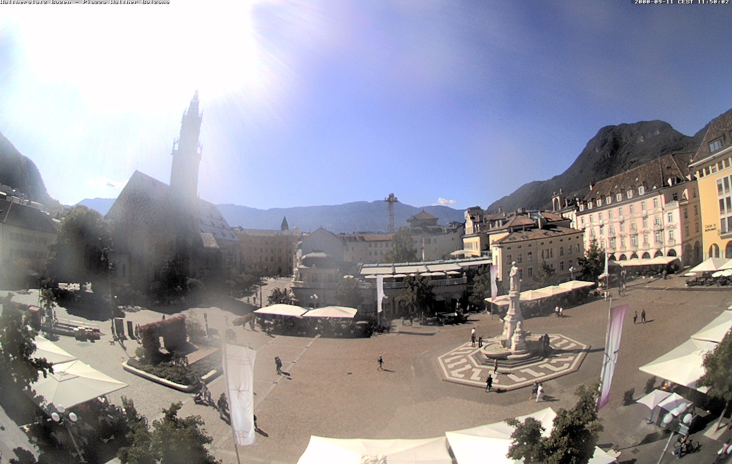 Archiv Foto Webcam Waltherplatz Bozen