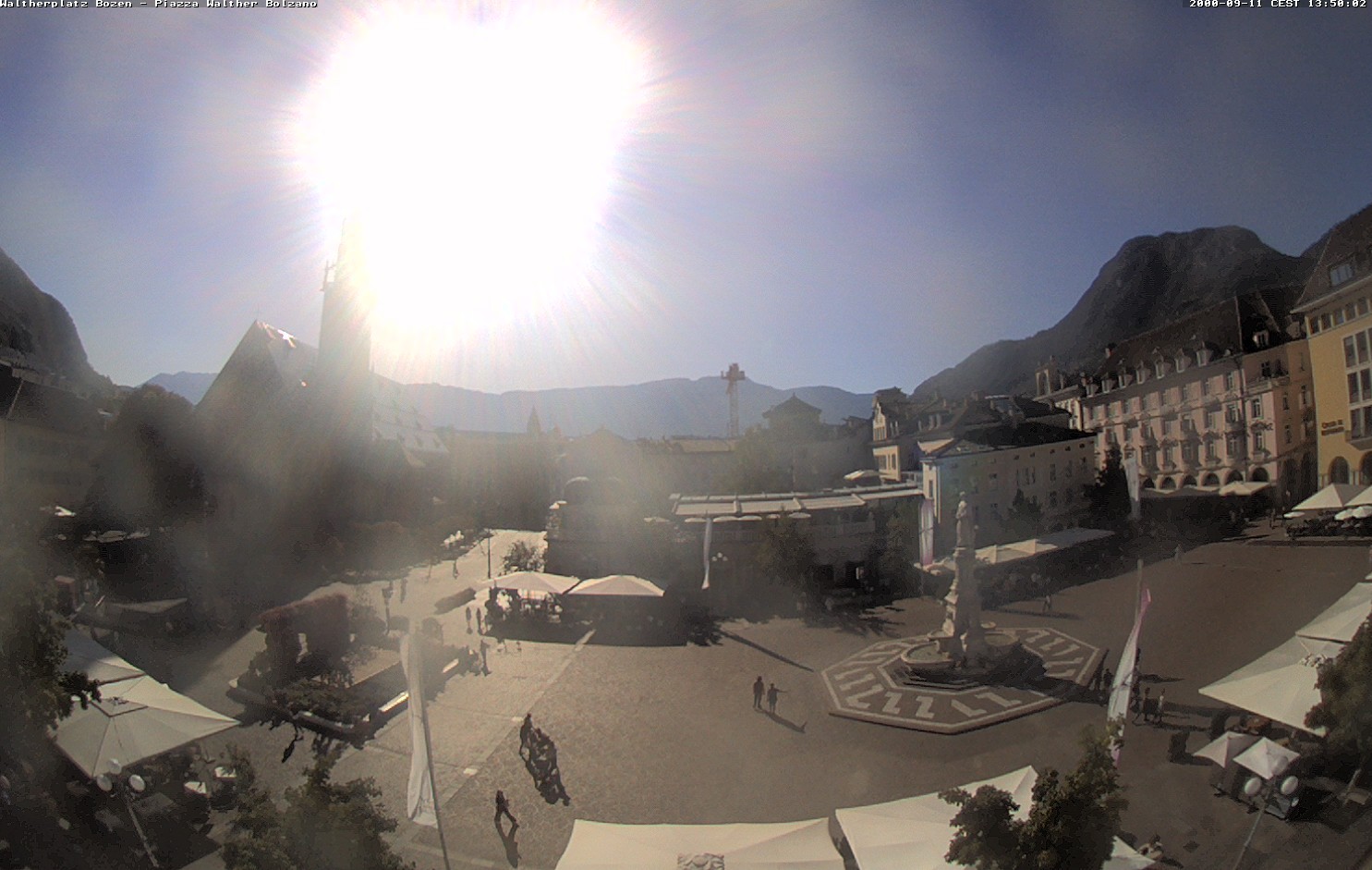 Archiv Foto Webcam Waltherplatz Bozen