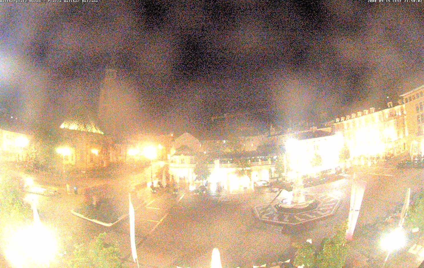 Archiv Foto Webcam Waltherplatz Bozen