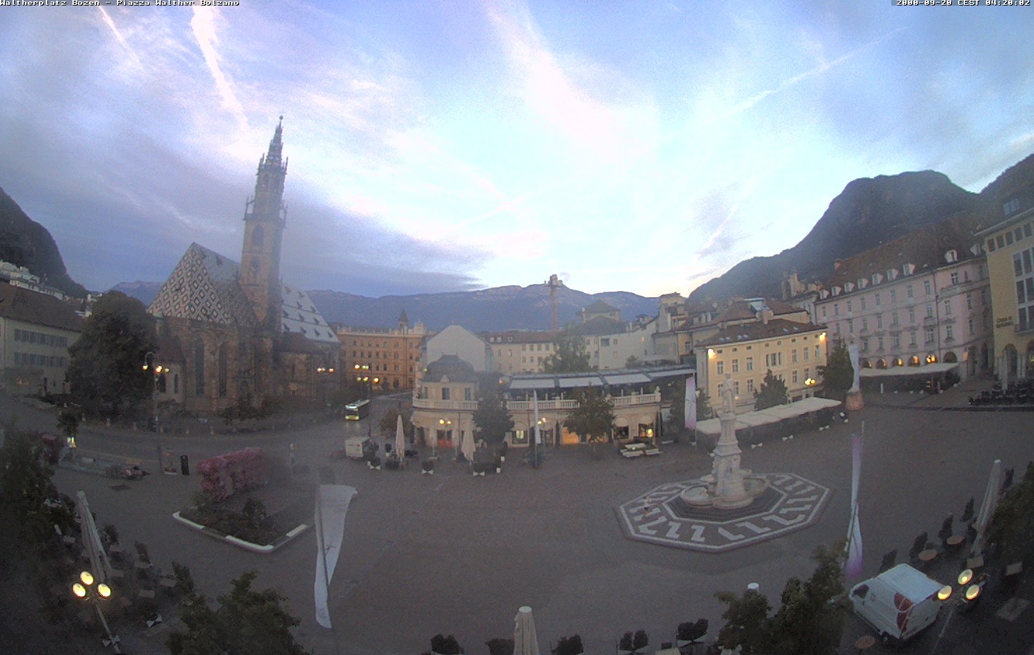 Archiv Foto Webcam Waltherplatz Bozen