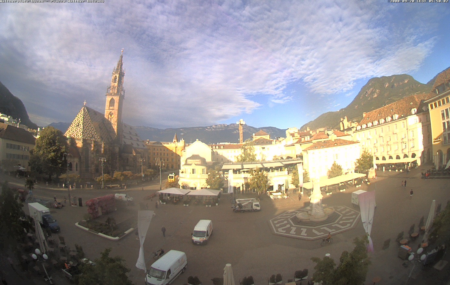 Archiv Foto Webcam Waltherplatz Bozen
