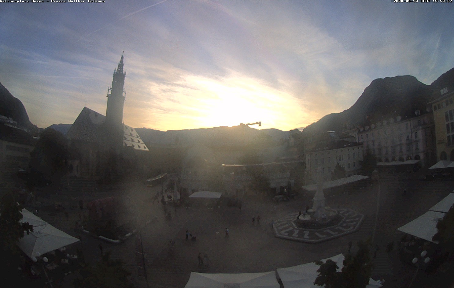 Archiv Foto Webcam Waltherplatz Bozen