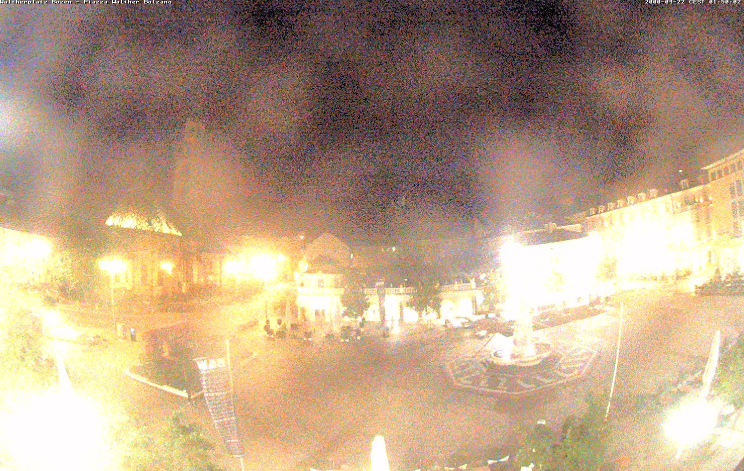 Archiv Foto Webcam Waltherplatz Bozen