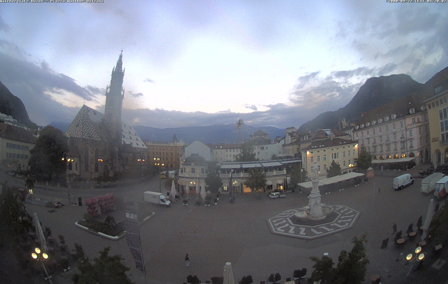 Archiv Foto Webcam Waltherplatz Bozen