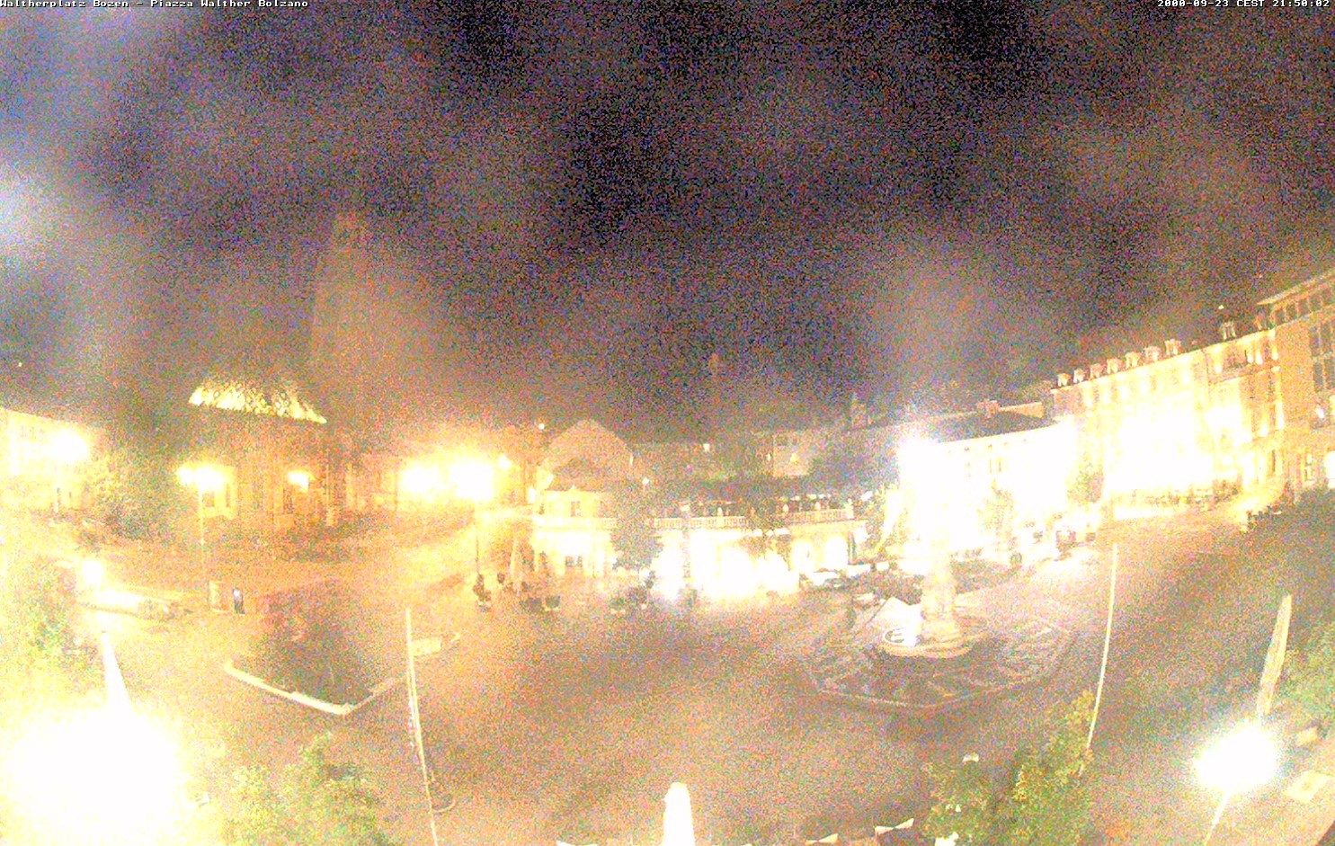 Archived image Bozen: Waltherplatz Webcam