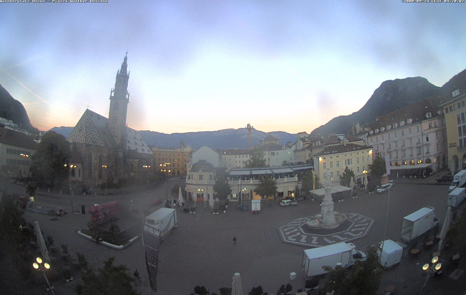 Archived image Bozen: Waltherplatz Webcam