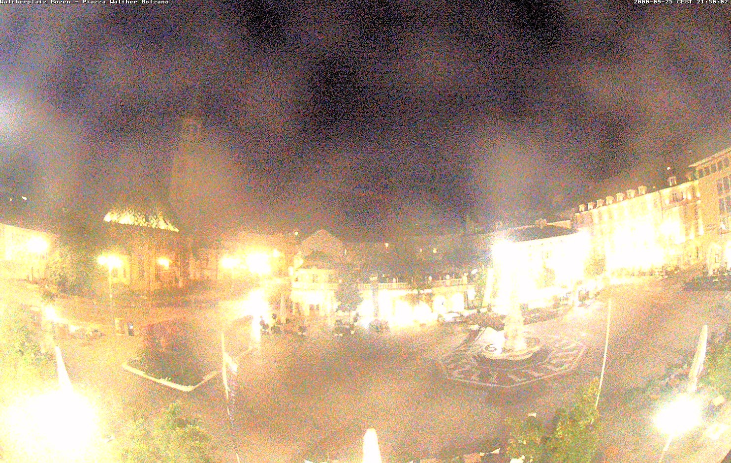 Archiv Foto Webcam Waltherplatz Bozen