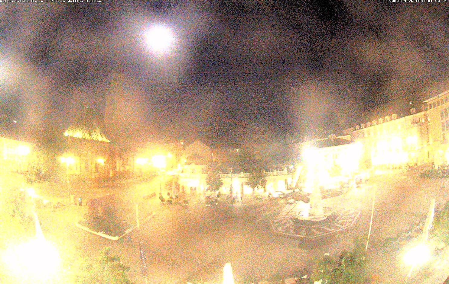 Archiv Foto Webcam Waltherplatz Bozen
