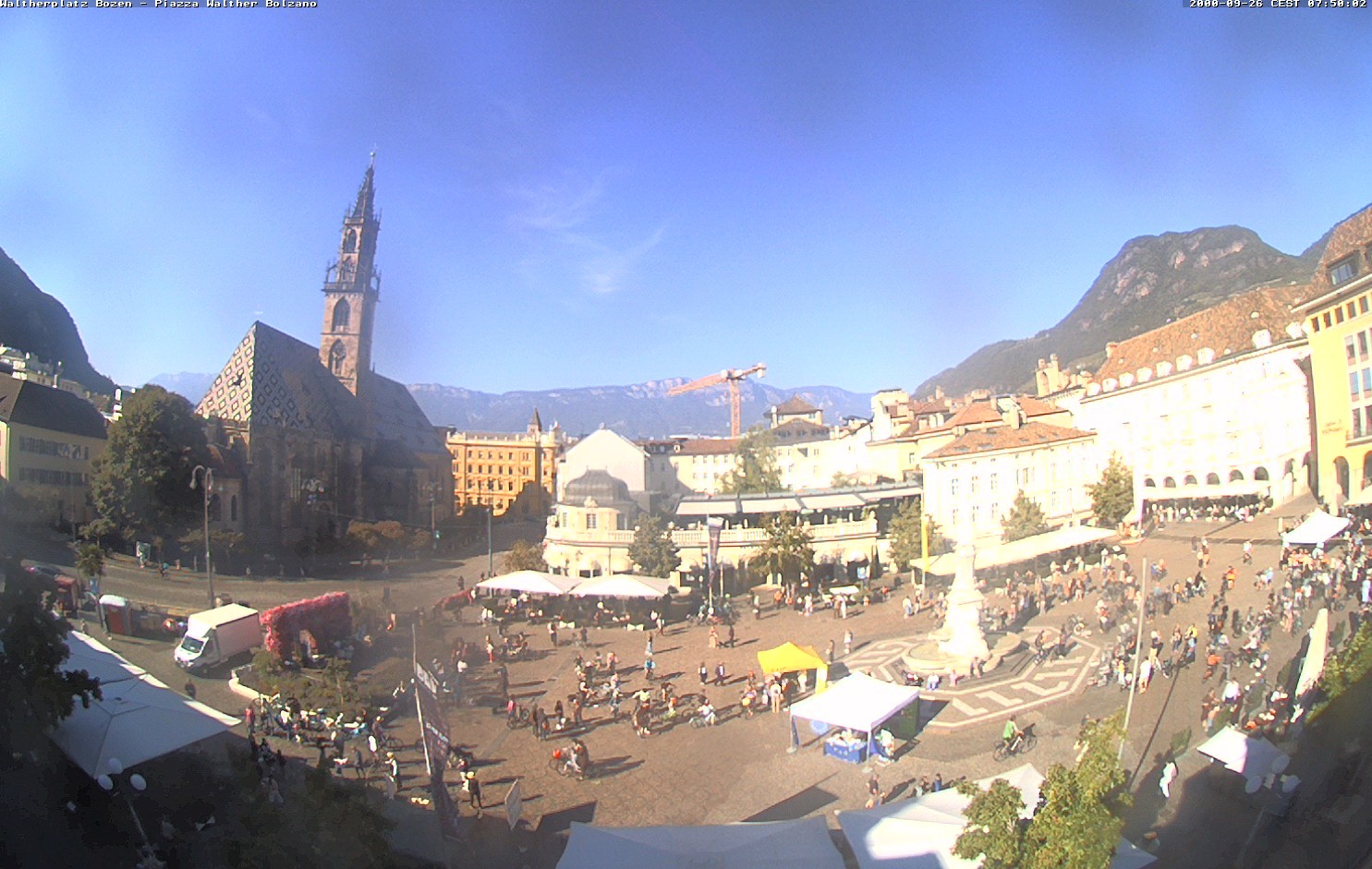 Archiv Foto Webcam Waltherplatz Bozen