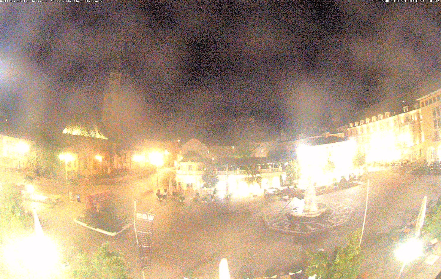 Archiv Foto Webcam Waltherplatz Bozen