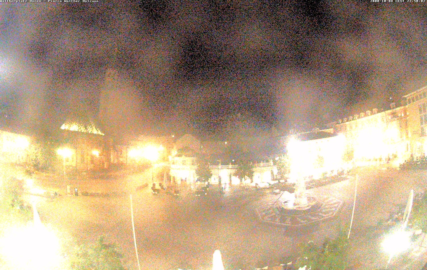 Archiv Foto Webcam Waltherplatz Bozen