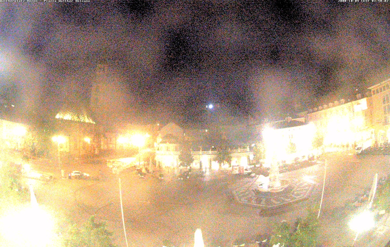 Archiv Foto Webcam Waltherplatz Bozen