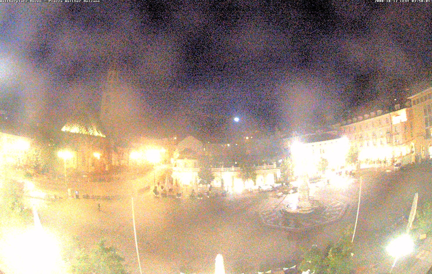 Archived image Bozen: Waltherplatz Webcam