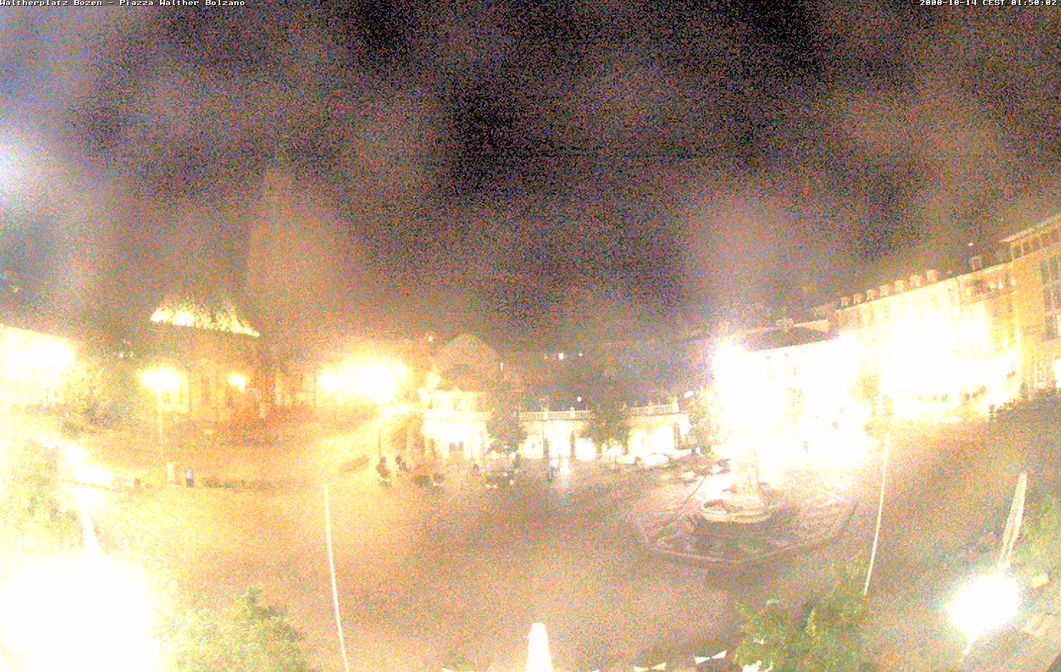 Archived image Bozen: Waltherplatz Webcam
