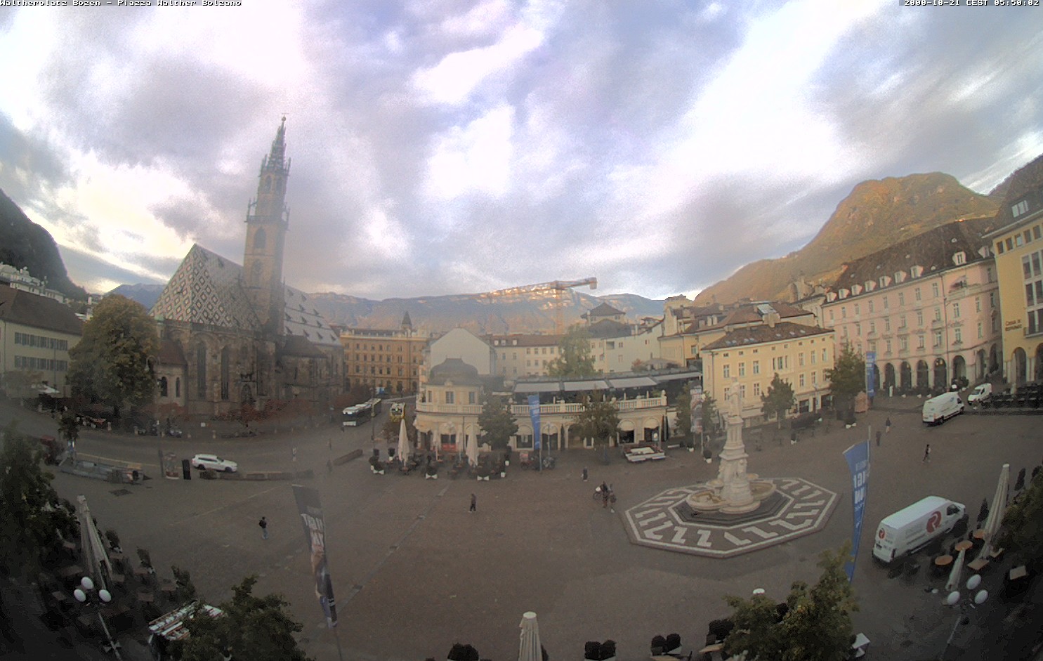 Archiv Foto Webcam Waltherplatz Bozen