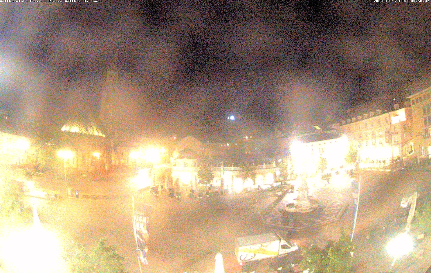 Archiv Foto Webcam Waltherplatz Bozen