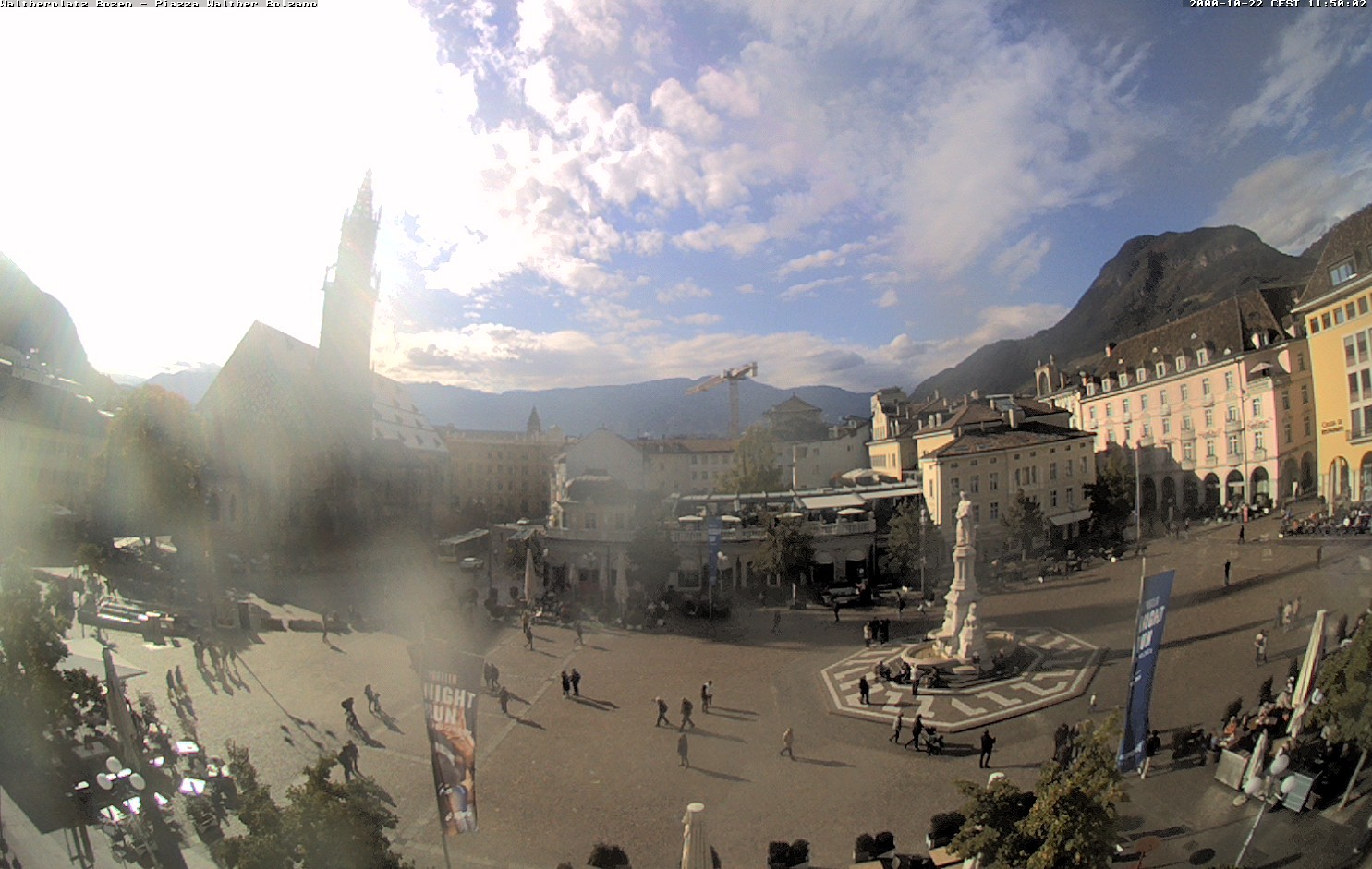Archiv Foto Webcam Waltherplatz Bozen
