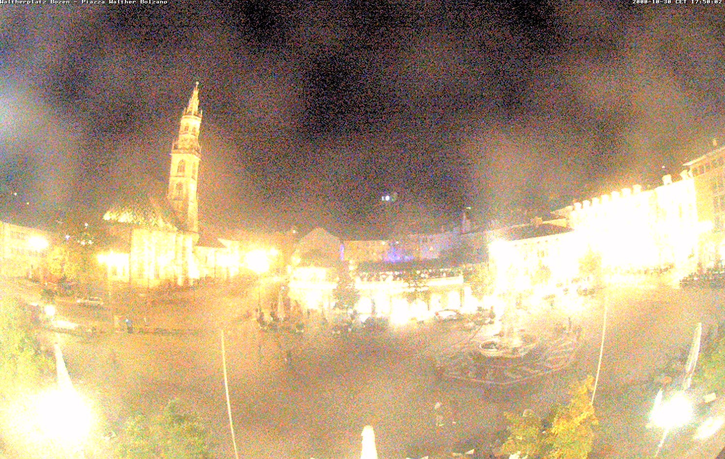 Archived image Bozen: Waltherplatz Webcam