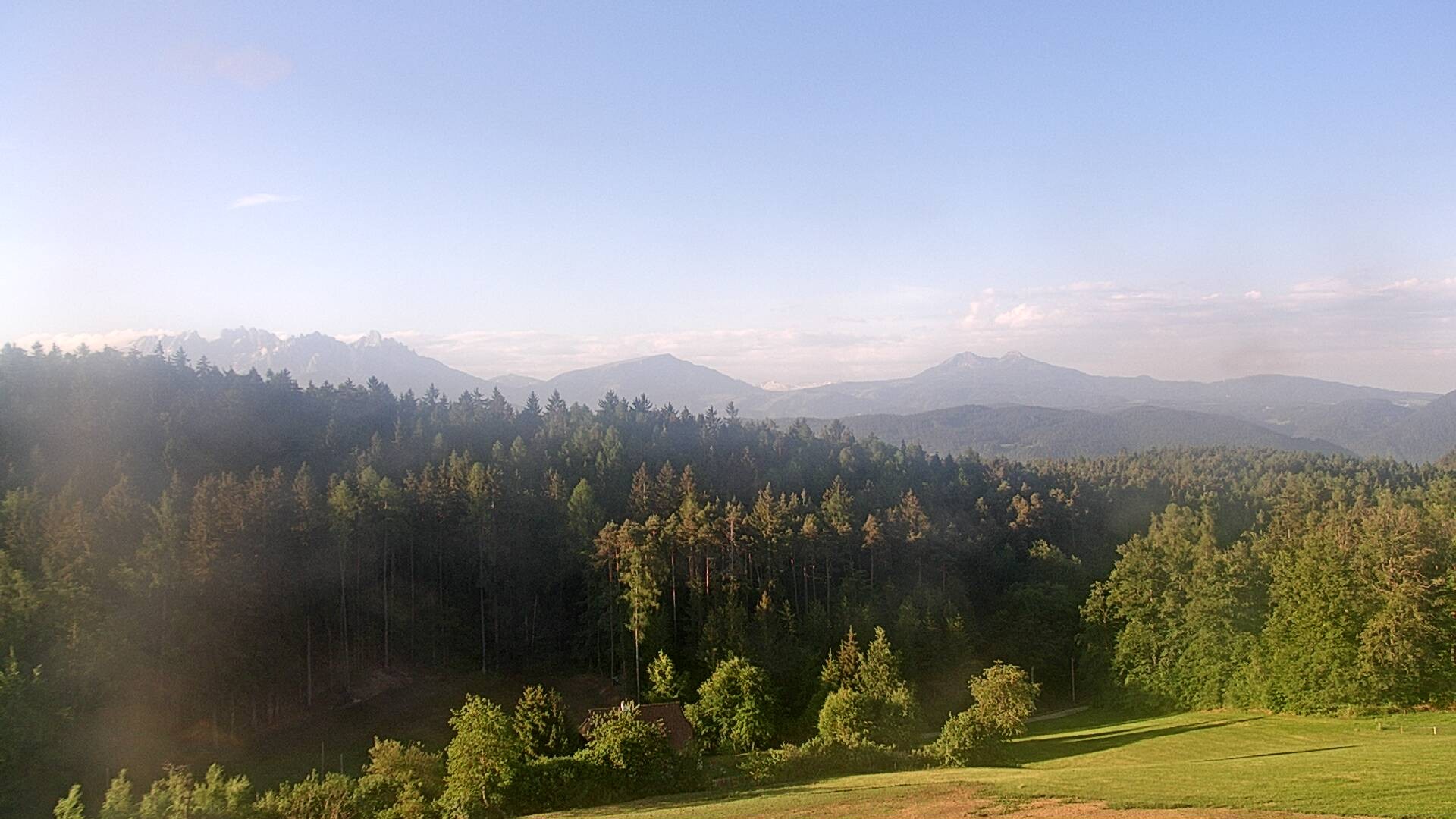 Archived image Webcam Bozen - Dolomiten View Hotel Lichtenstern