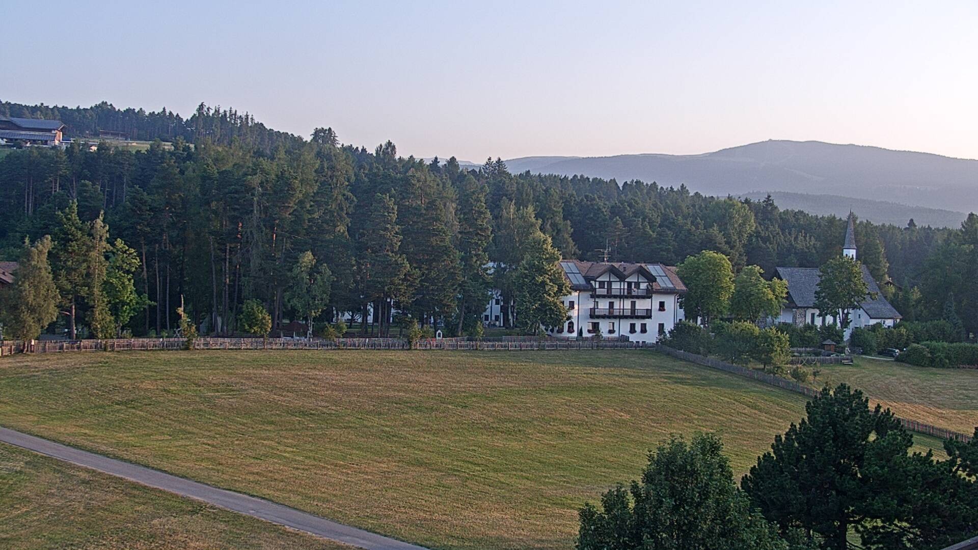 Archived image Webcam Bozen - Dolomiten View Hotel Lichtenstern