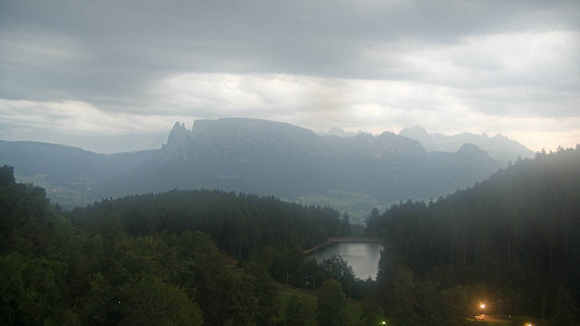 Archived image Webcam Bozen - Dolomiten View Hotel Lichtenstern