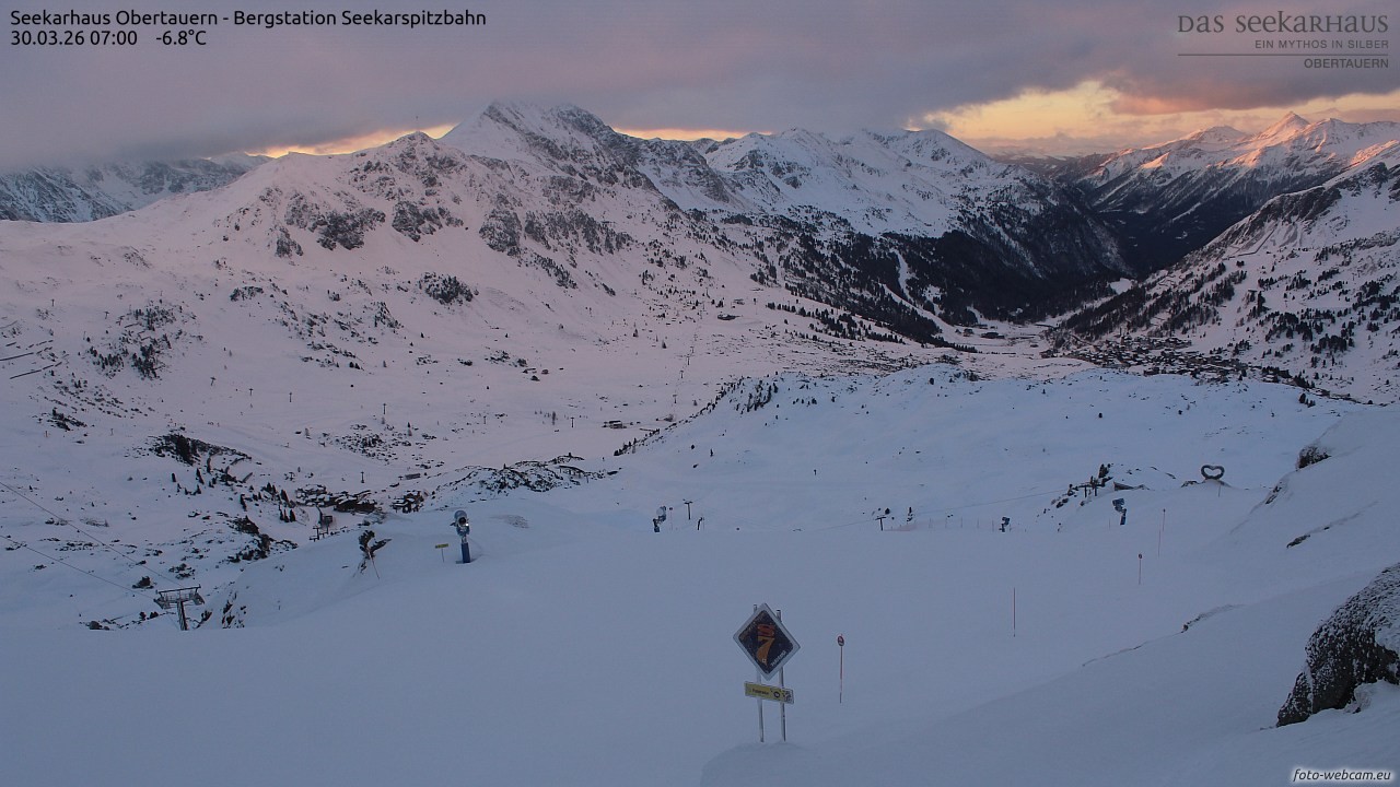 Archived image Webcam View Seekarspitz top station