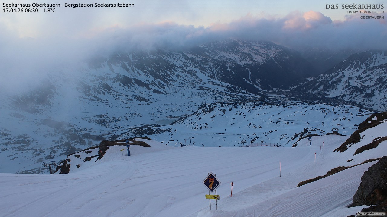 Archived image Webcam View Seekarspitz top station