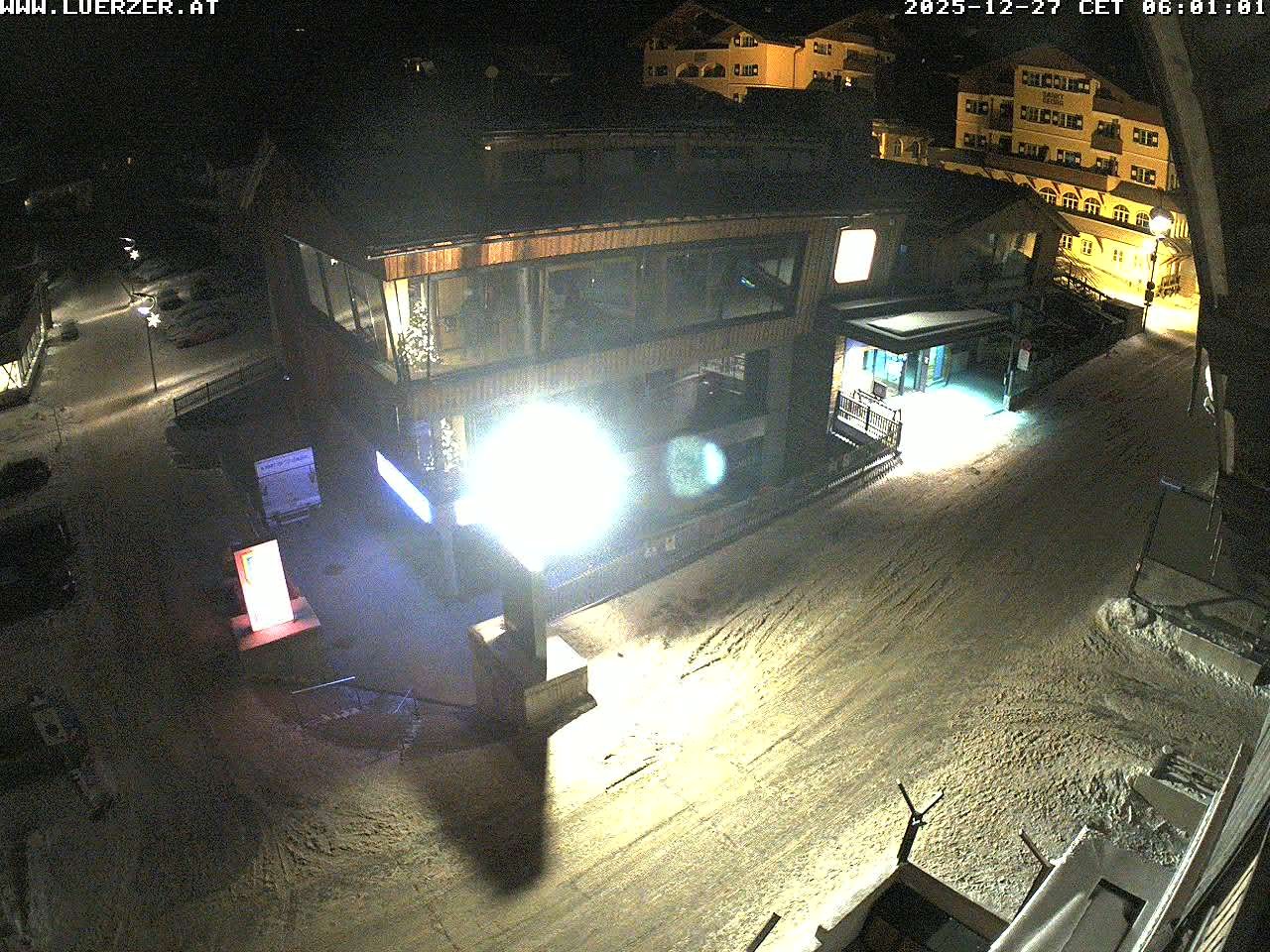 Archiv Foto Webcam Freudenhaus Outlet Obertauern