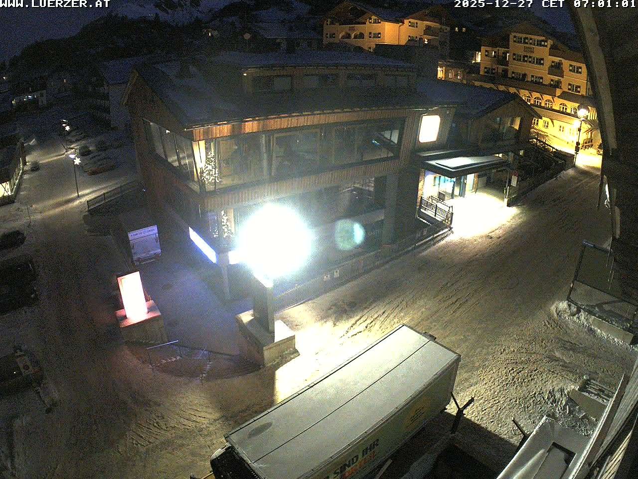 Archiv Foto Webcam Freudenhaus Outlet Obertauern