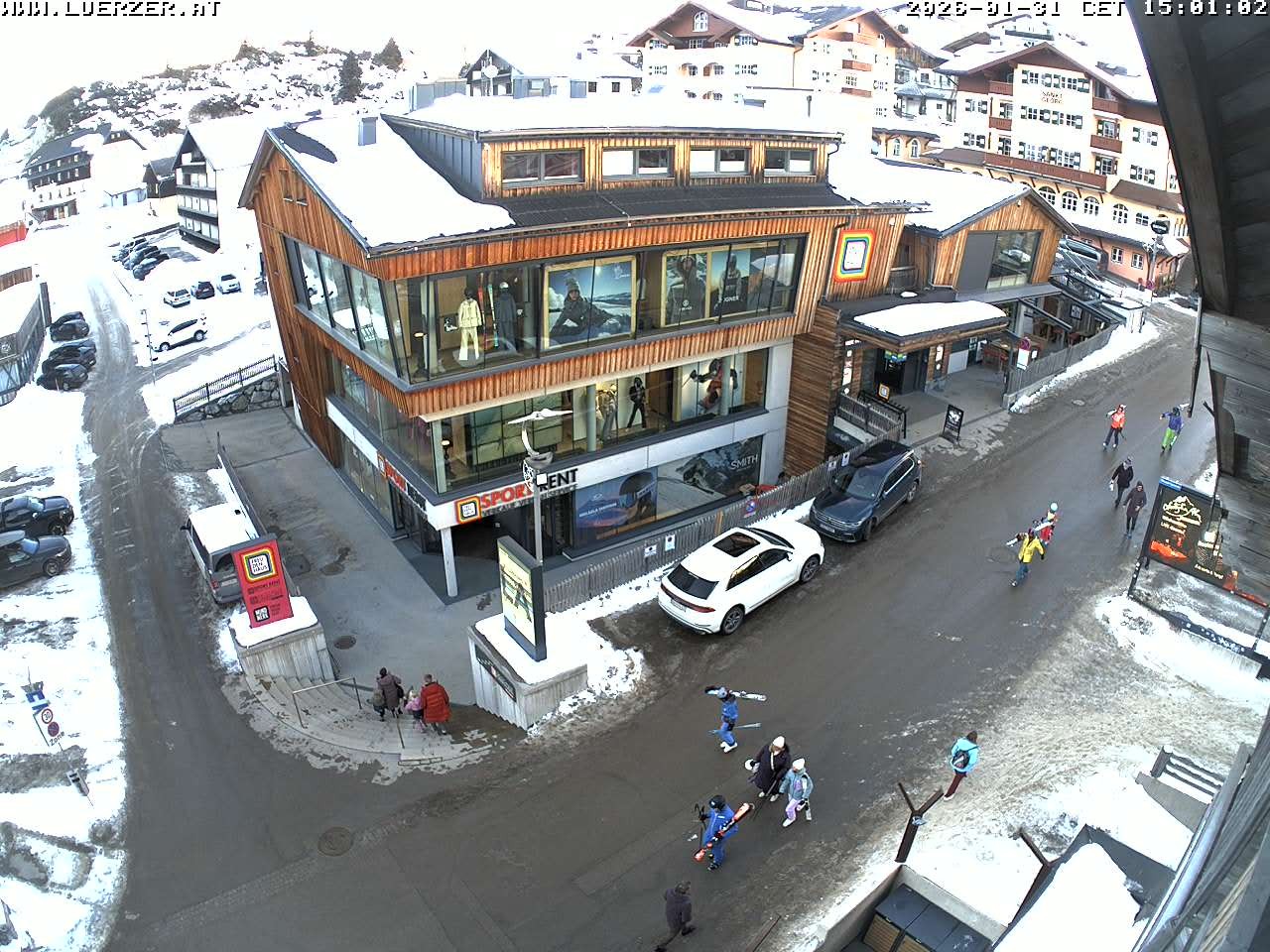 Archiv Foto Webcam Freudenhaus Outlet Obertauern