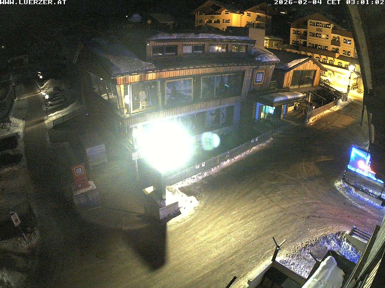 Archived image Webcam Outlet Freudenhaus in Obertauern